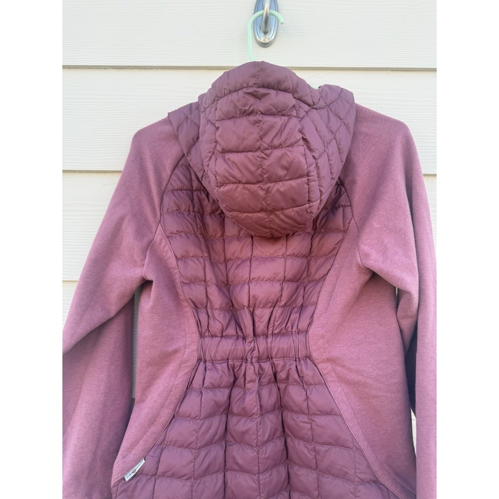 The North Face Endeavor Thermoball Quilted Hybrid Jacket Womens Plum Size Small - Picture 9 of 11